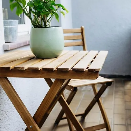 Pakito: Zentrum - Balkon - Geraeumig - Modern