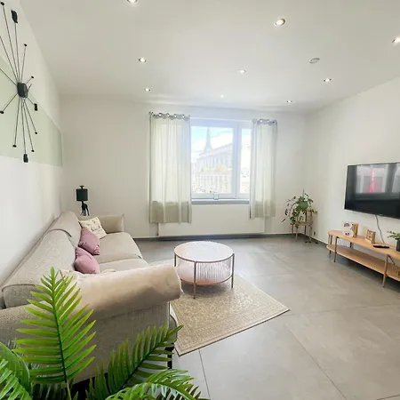 Pakito Zentrum - Balkon - Geraeumig - Modern - Parkplatz Apartment