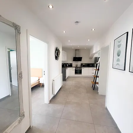 Pakito Zentrum - Balkon - Geraeumig - Modern - Parkplatz Apartamento