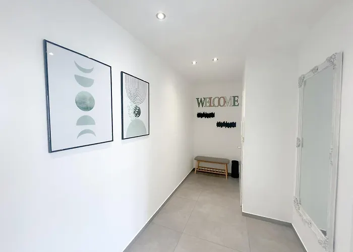 Pakito Zentrum - Balkon - Geraeumig - Modern - Parkplatz * Kassel