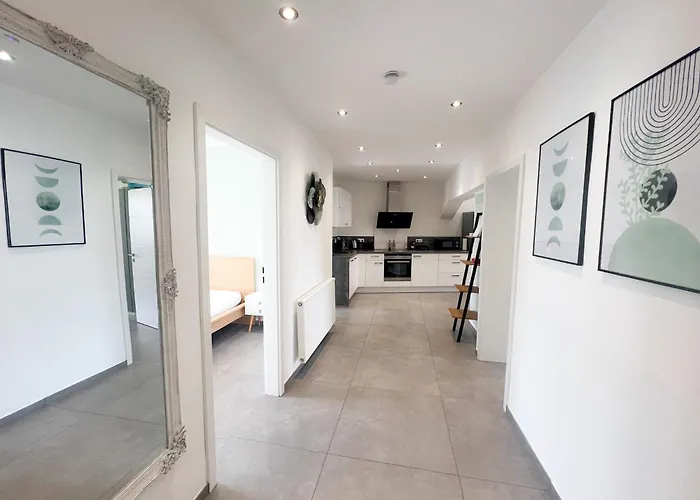 Pakito Zentrum - Balkon - Geraeumig - Modern - Parkplatz Apartament